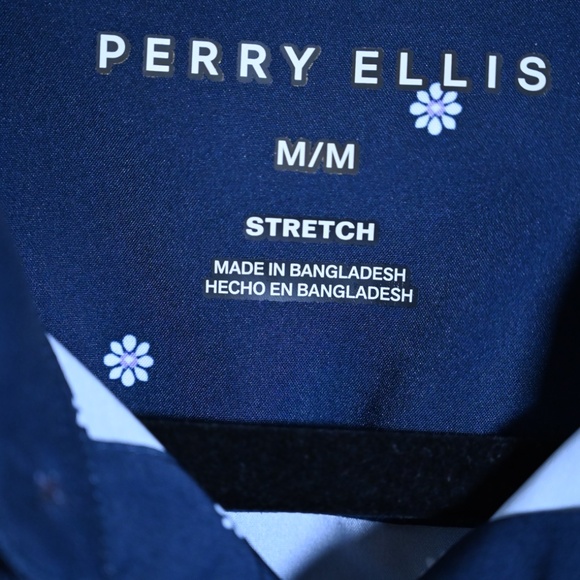 Navy Perry Ellis Button-Up –White Floral Print - Picture 3 of 3